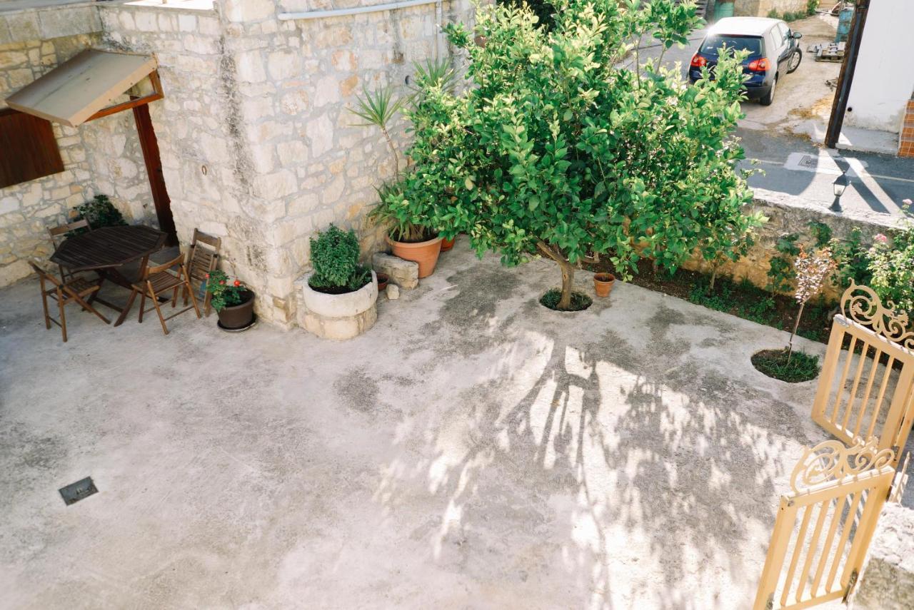 Pano Arodes Malietzis Houseヴィラ エクステリア 写真